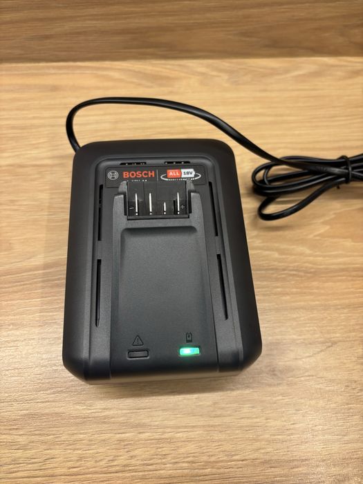 Incărcător Bosch AL 18V-44