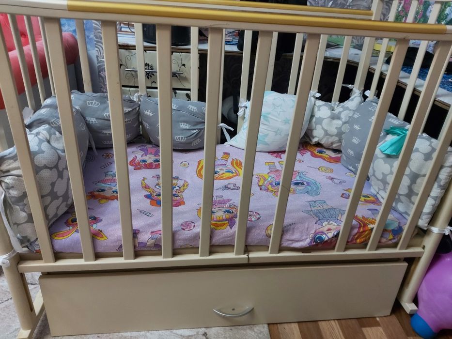 Продам детскую кровать