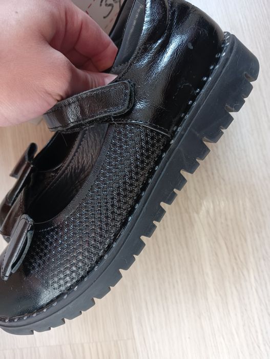 Туфли в школу. 34 размер