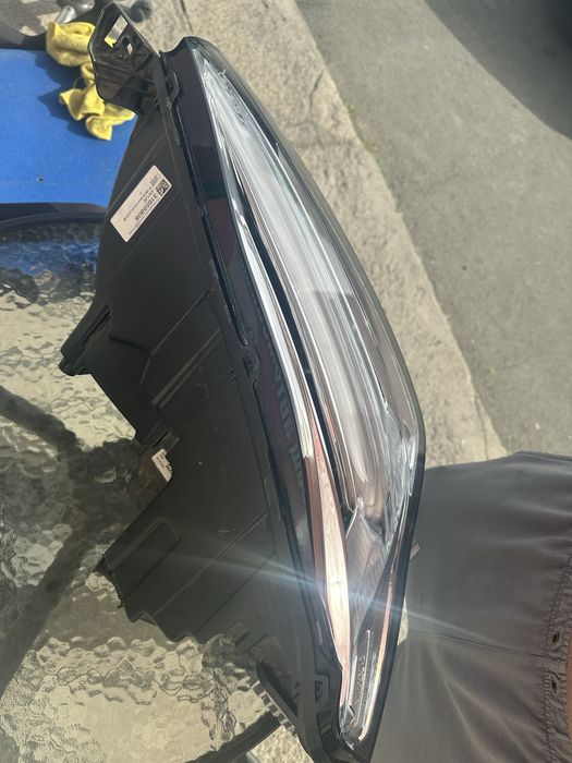Volvo XC90 Десен фар 16-19г В добро състояние