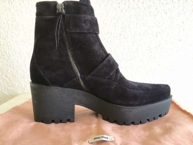 cizme MiuMiu noi in cutie 35,5 caprioara retail1000EURO