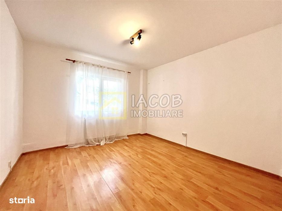 Spatiu birouri, partial mobilat, zona Ana Ipatescu - Bistrita Lac, str