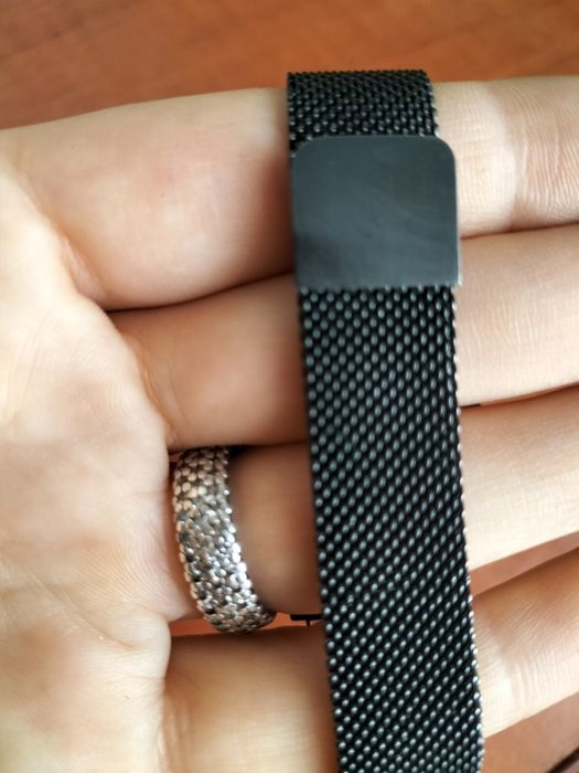 Продам женские часы