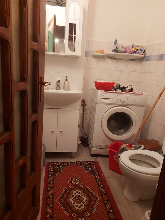 Apartament 4 camere, Broșteni