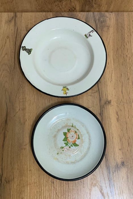 Табаки миски тарелки эмалированные