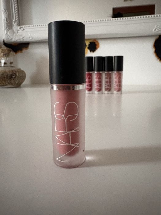 Set 5 rujuri matte NARS