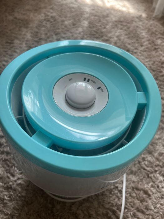 Продам увлажнитель воздуха Philips