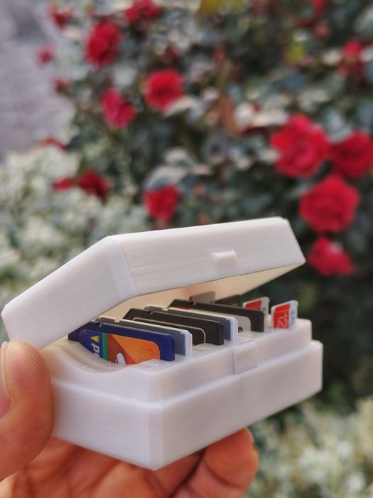 Футляр, держатель, сумка для флешки Micro SD, SD флешки
