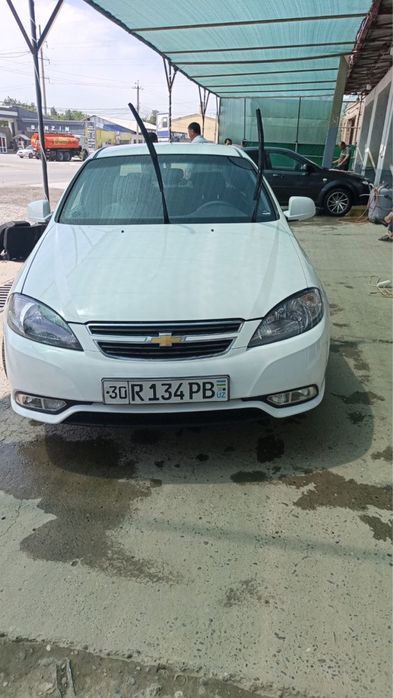 Jentra 2015 kraska tozza metan gaz 4ta balon narxi7500$ yana savdosibo