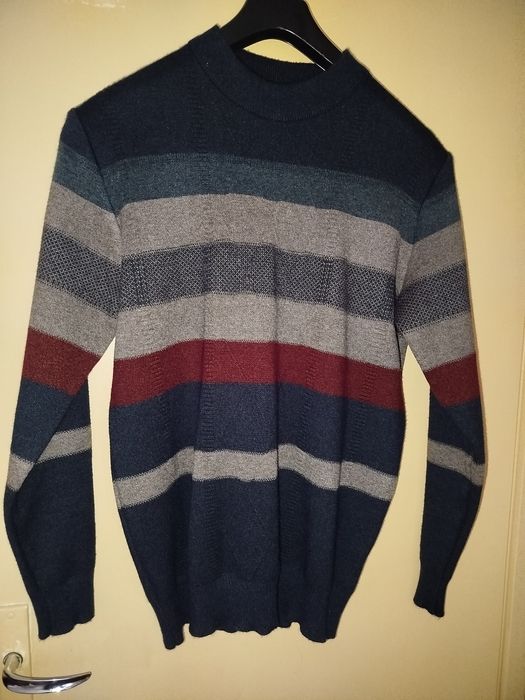 Страхотен мъжки пуловер