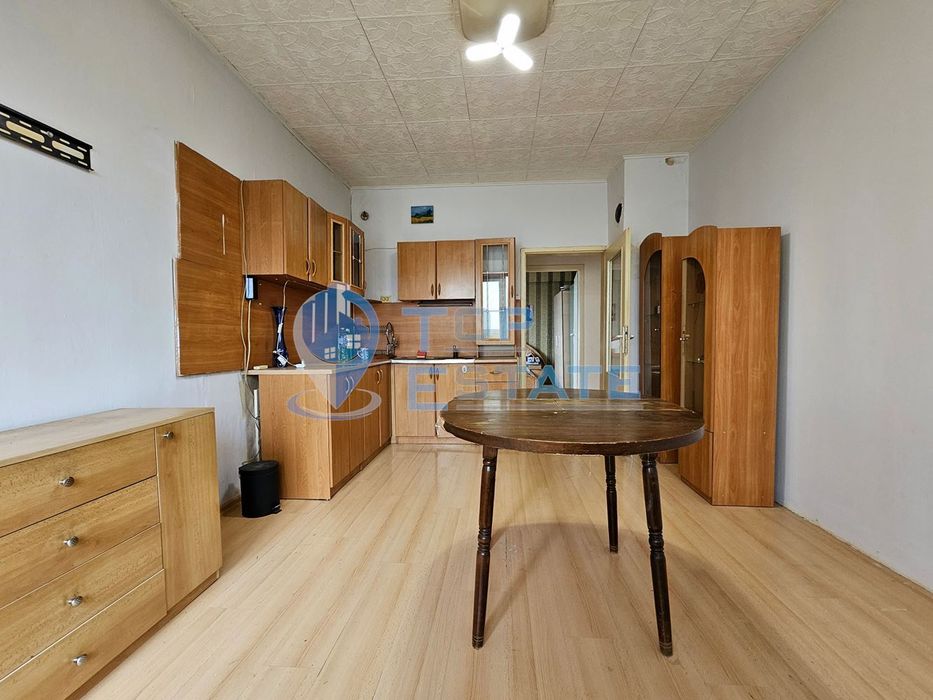 Продава се Тристаен апартамент в Горна Оряховица - 67 кв.м за 541 €/кв.м - Снимка #1