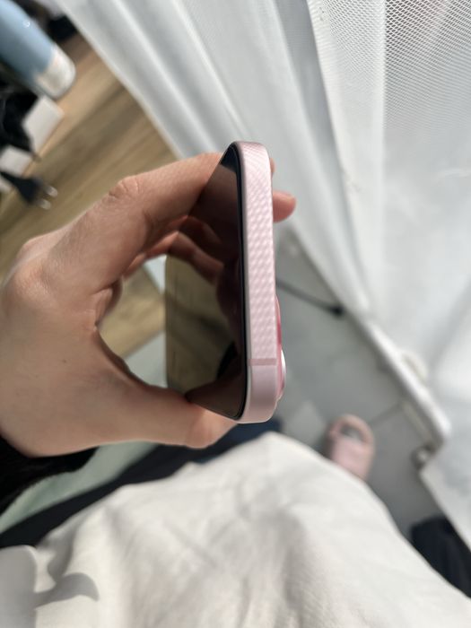 Айфон 15   128гб