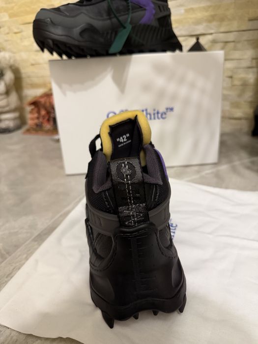 vand Adidași Off-White ODSY-1000 negru