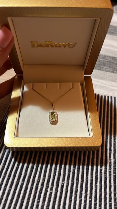 Lanț aur 18 k cu pandantiv cu diamante naturale și peridot