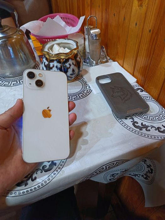 Продам Айфон 13 128гб