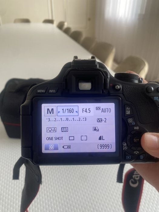 Продается Canon EOS 600 D