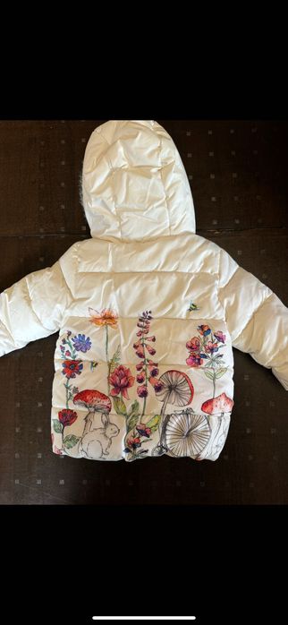 Бебешки якета и космонавти различни размери