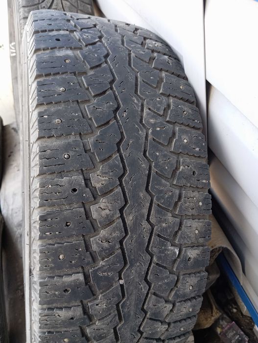 Шины автомобильные.