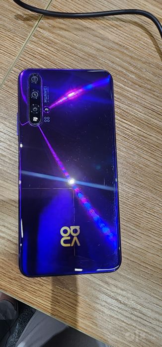 Huawei Nova 5t б/у продам дёшево
