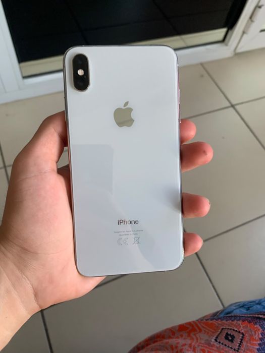 Iphone xs max 64 gb