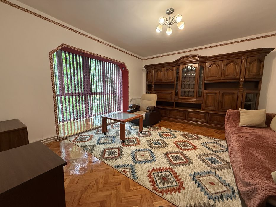 Apartament 2 camere, etaj 2, decomandat, centrală termică – Miorița, Micălaca