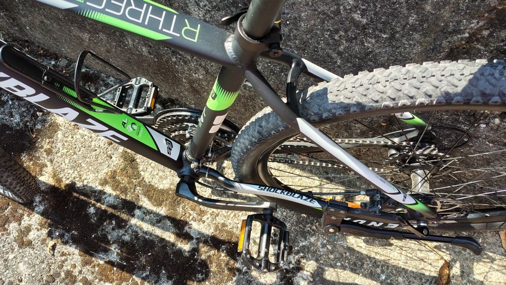 Велосипед Shockblaze  27.5