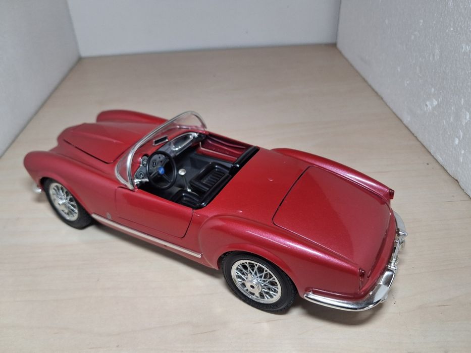 Lancia Aurelia bburago 1:18