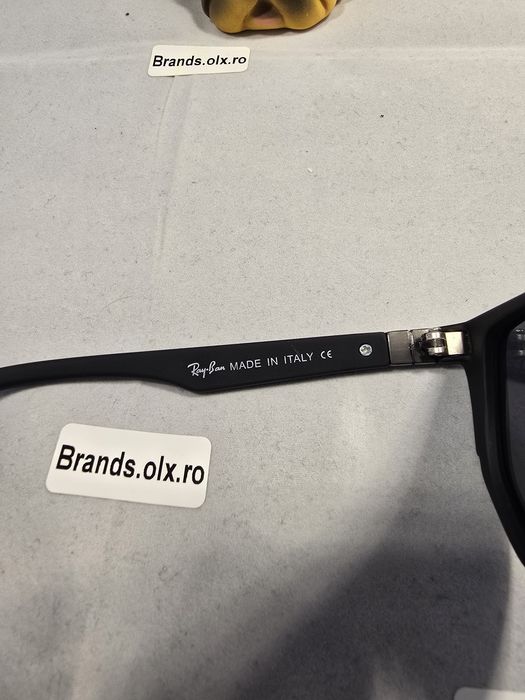 Ochelari de soare polarizati Ray Ban Ferrari RB8371, made in Italy