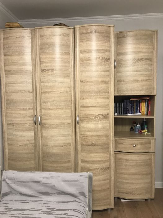 Продам шкаф,большой