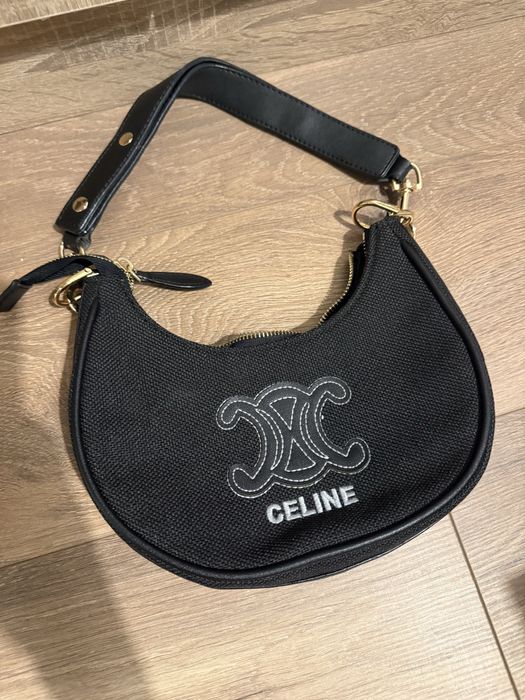 Малка черна чанта