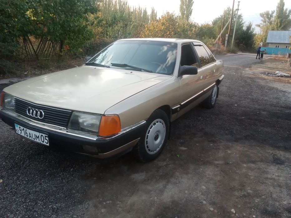 Авди 100.2.3 об.продам машину