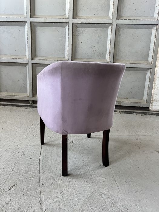 Стул и кресло          .