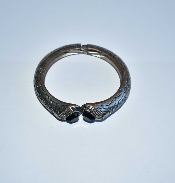 Стара Дамска Гривна - Цвят Сребро