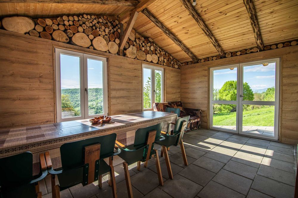 Hill House-Casa  de vacanta