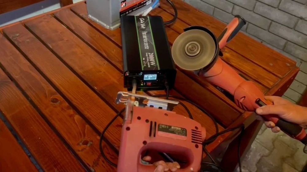 Invertor sinus pur 1000/2000/2500/3000/3500/5000W, campervan, panouri