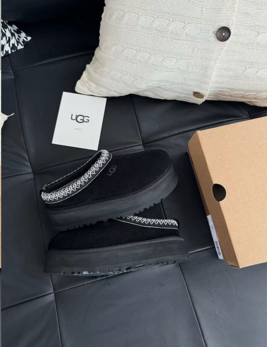 Vand Ugg tazz black