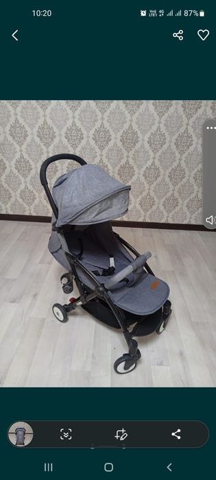 Детская коляска .