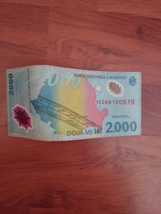 Vand  bancnota cu eclipsa valoare deosebita