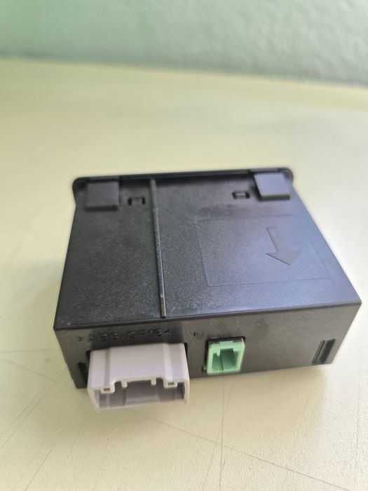 USB, AUX, SD карта- модул за Мазда D09H-669UO A
