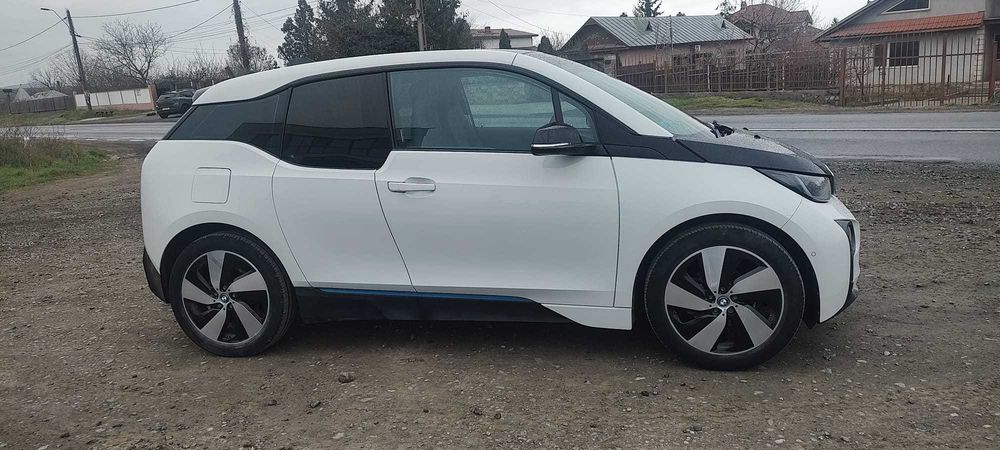 Vand BMV I3 an 2016 stare excelenta