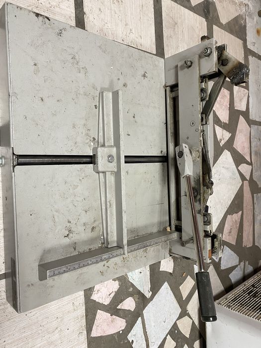 Продам Гильотина для резки бумаги