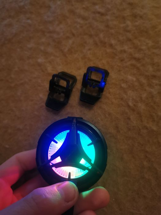 Vând cooler    telefon