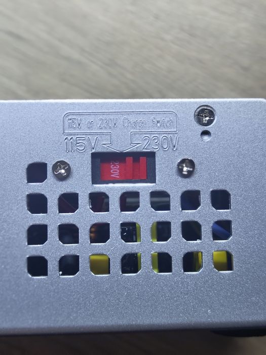 Мощно импулсивно захранване 24V 1500W 62.5amh
