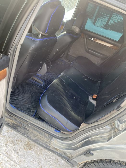 Поодам короля трассы