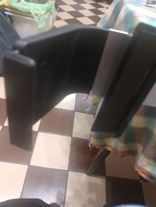 Багажник -греди Мерцедес W 124 оригинален