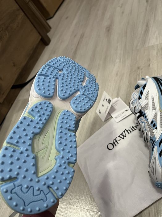 Off White Be Right Back white blue 43