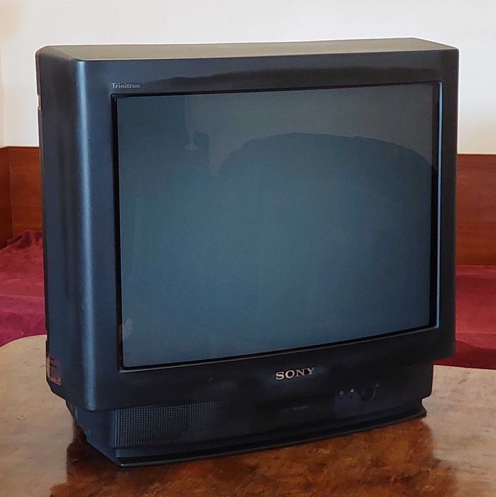 Телевизор Sony Trinitron 21 инча