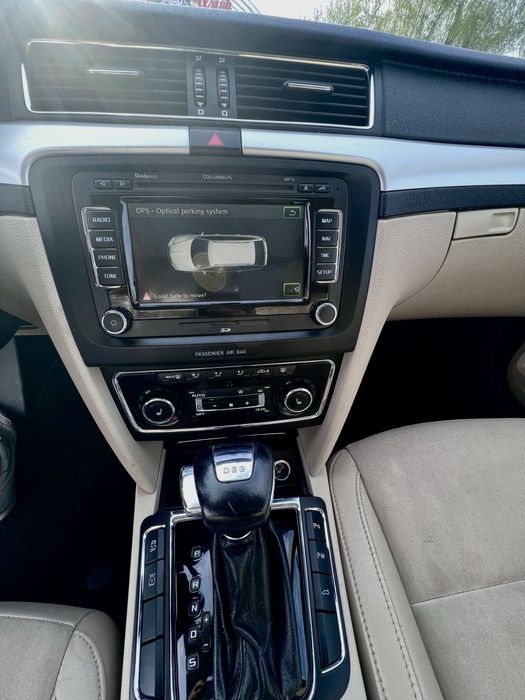 Vând Škoda Superb Combi 2.0 TDI 170 CP DSG, an 2011