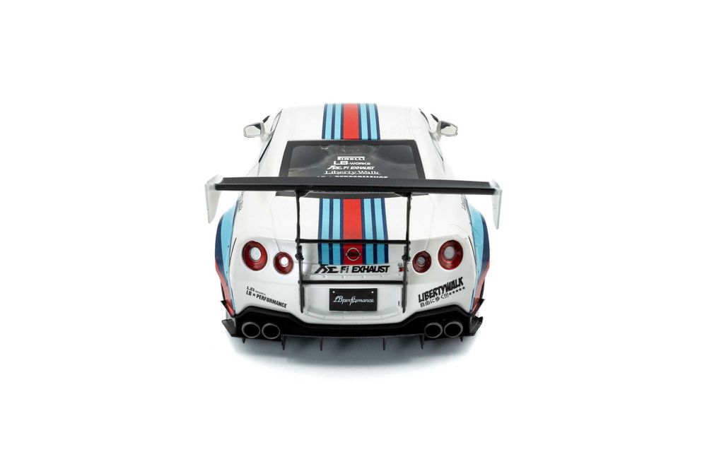 Macheta Nissan GT-R (R35) cu Liberty Walk Body Kit 2.0 1:18 Solido