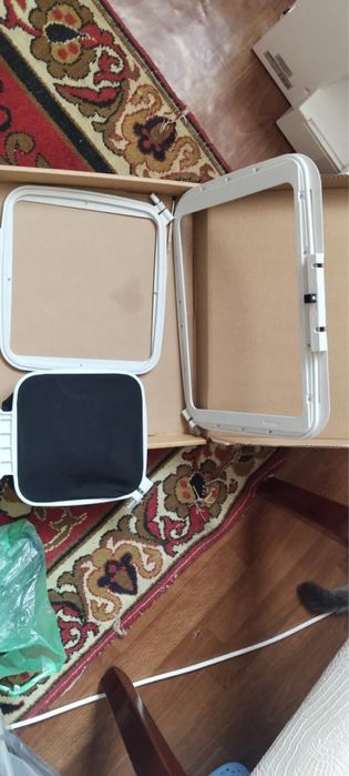 Продам вышивальную машинку Janome